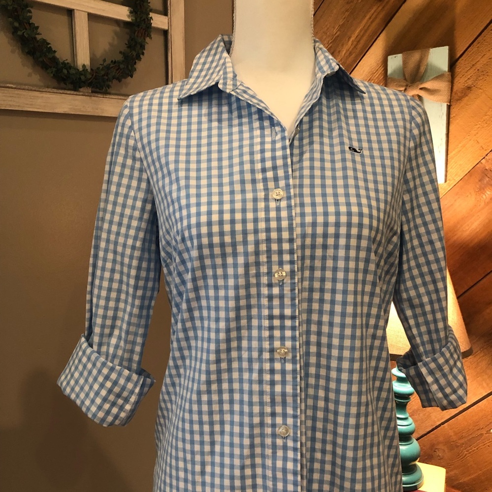 Vineyard Vines Button down shirt